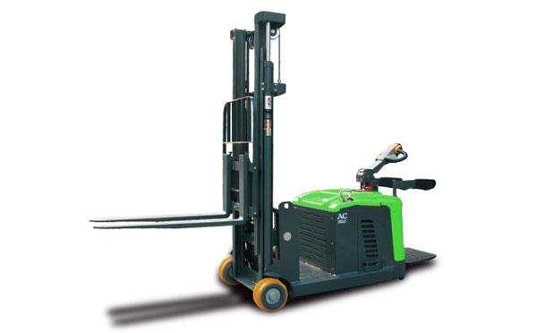 定西CPD10/13/15-E2C15站驾平衡重式堆高车